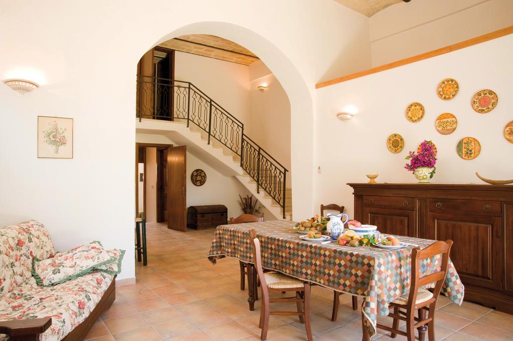 Tenuta Badessa كاسالابات الغرفة الصورة